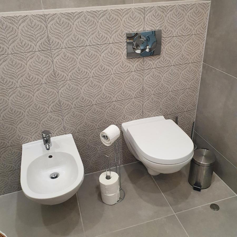Jégmadár Apartman Debrecen Exterior foto